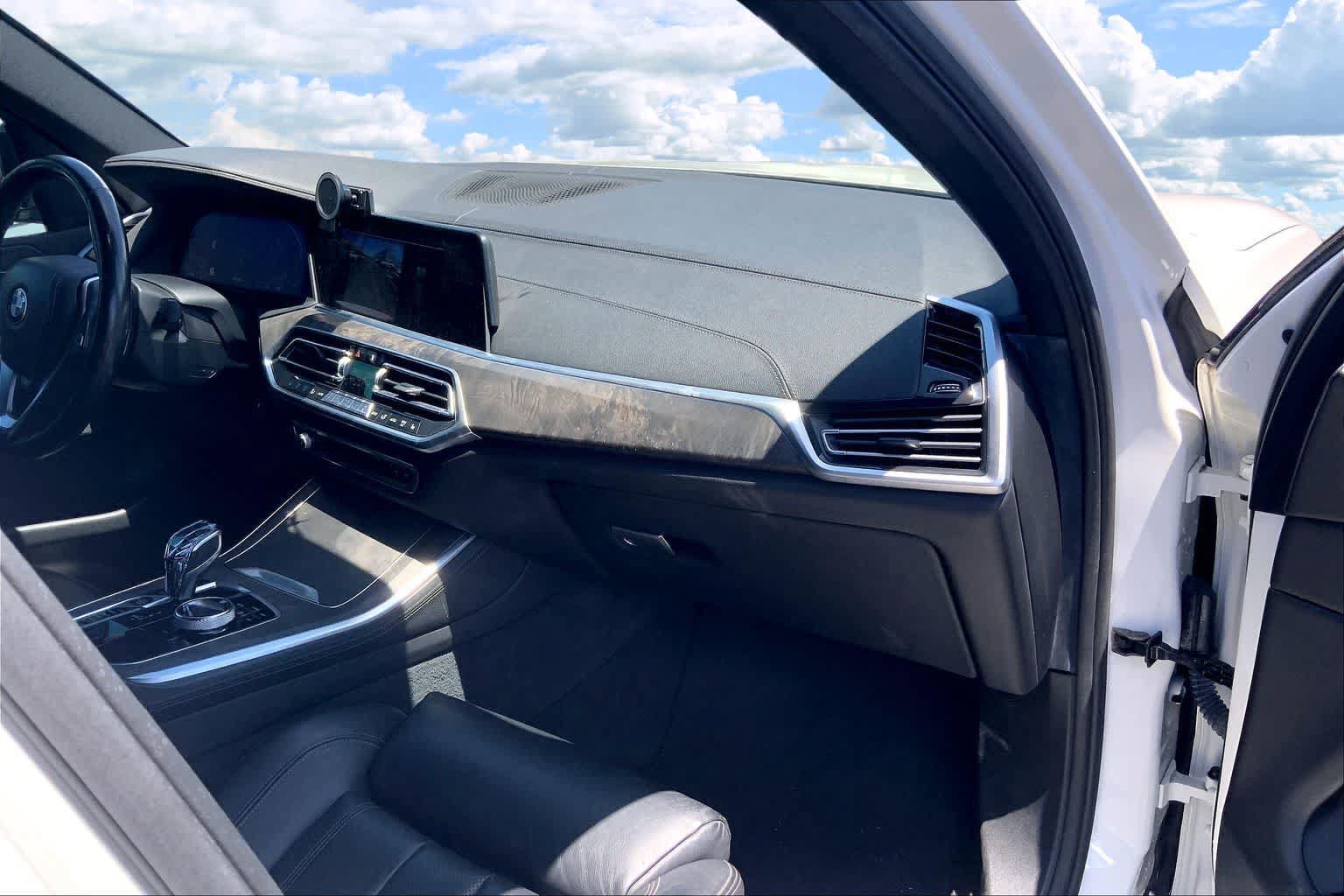 Used 2019 BMW X5 xDrive40i w/ Convenience Package AWD/4WD image 23