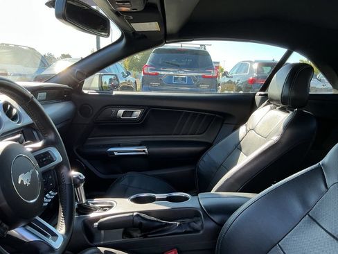 Used 2019 Ford Mustang GT Premium RWD image 11
