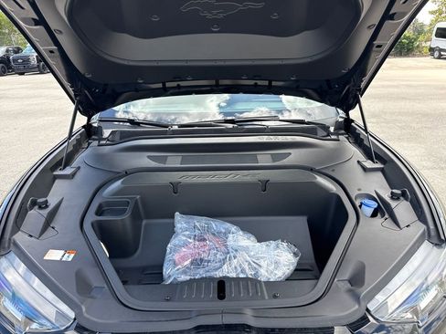 Certified 2025 Ford Mustang Mach-E Premium image 32