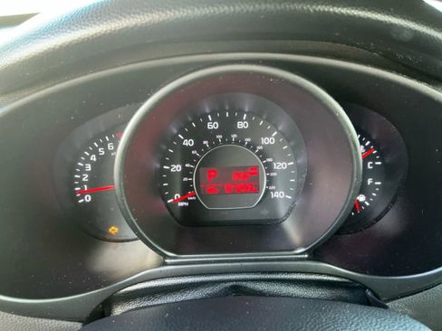 Used 2019 Kia Soul + image 22