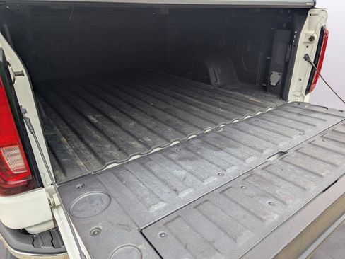 Used 2021 GMC Sierra 1500 SLT w/ SLT Premium Plus Package image 22