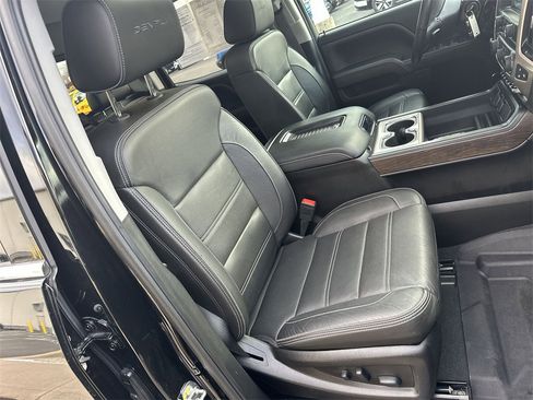 Used 2019 GMC Sierra 3500 Denali image 25