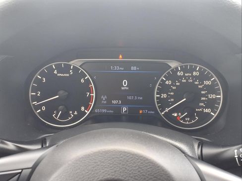 Used 2023 Nissan Altima 2.5 SV FWD image 24