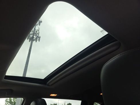 Used 2015 Toyota Highlander XLE image 8