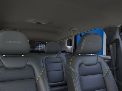 New 2026 Chevrolet Trax ACTIV FWD image 24
