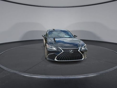 Certified 2024 Lexus ES 350 w/ Premium Package FWD image 3