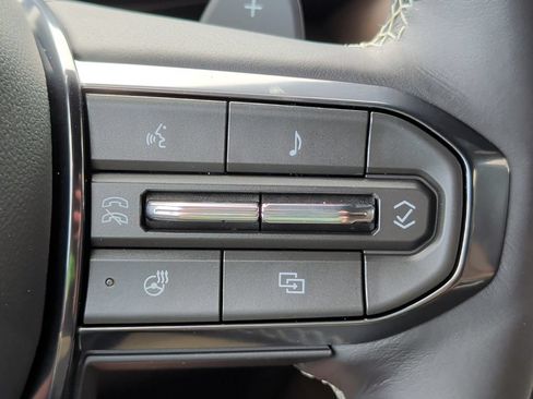 New 2026 GMC Yukon Denali Ultimate AWD/4WD image 17