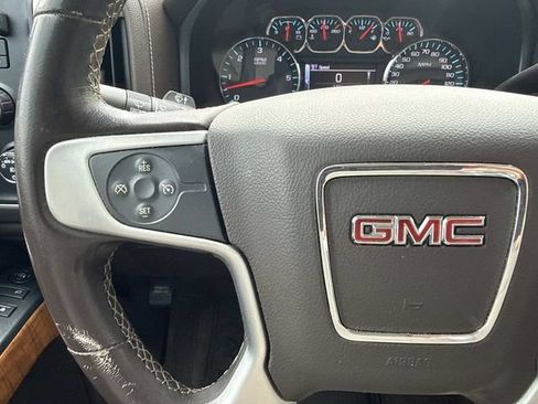 Used 2018 GMC Sierra 1500 SLE w/ SLE Value Package AWD/4WD image 15