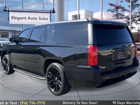 Used 2020 Chevrolet Suburban LT image 7