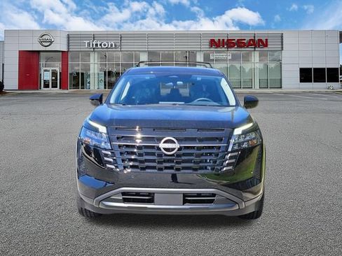 New 2026 Nissan Pathfinder SV w/ Cargo Package FWD image 2