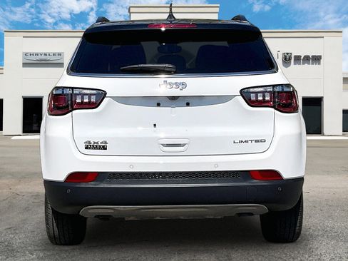Used 2024 Jeep Compass Limited AWD/4WD image 4