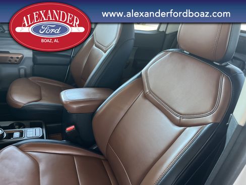 Used 2024 Ford Maverick Lariat image 13