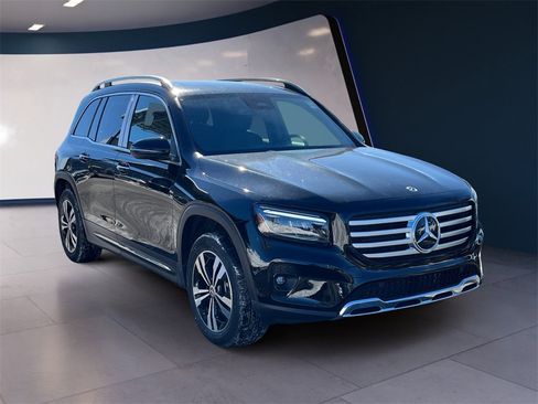 Certified 2025 Mercedes-Benz GLB 250 GLB 250 image 4