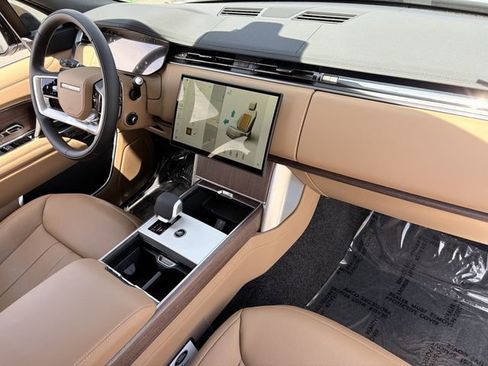New 2026 Land Rover Range Rover Long Wheelbase SE AWD/4WD image 11