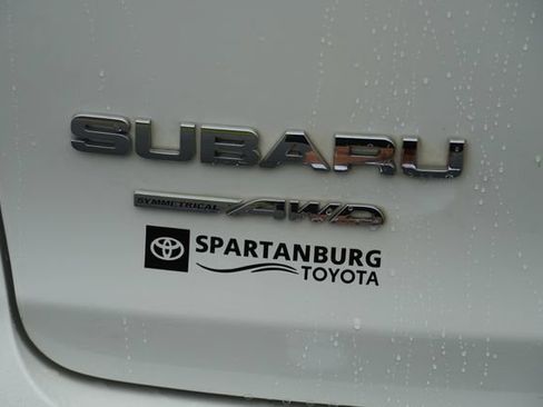 Used 2022 Subaru Ascent Limited AWD/4WD image 8