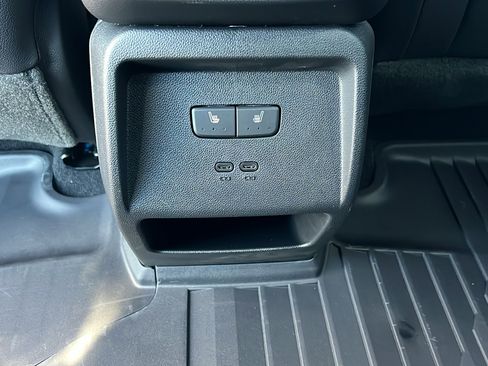 New 2026 Chevrolet Equinox EV RS image 14