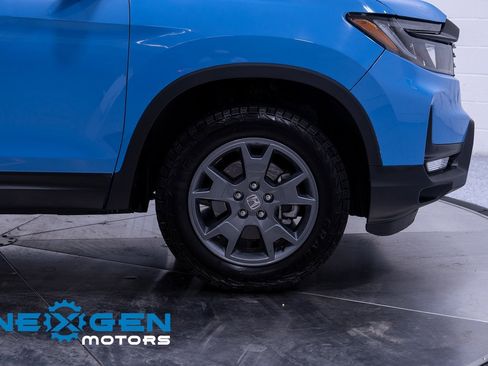 Used 2025 Honda Passport TrailSport image 52