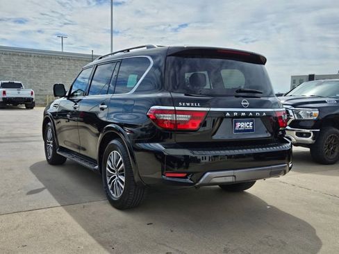 Used 2023 Nissan Armada SL w/ Captain's Chairs Package image 8