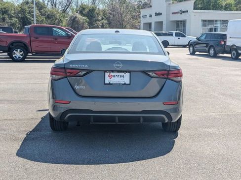 Used 2025 Nissan Sentra SV image 4