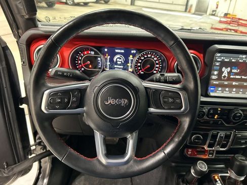 Used 2022 Jeep Wrangler Unlimited Rubicon w/ Dual Top Group AWD/4WD image 15