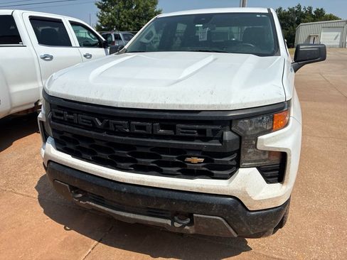 Used 2023 Chevrolet Silverado 1500 W/T AWD/4WD image 2
