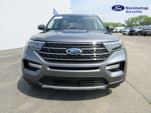 Certified 2024 Ford Explorer XLT w/ Equipment Group 202A AWD/4WD image 14