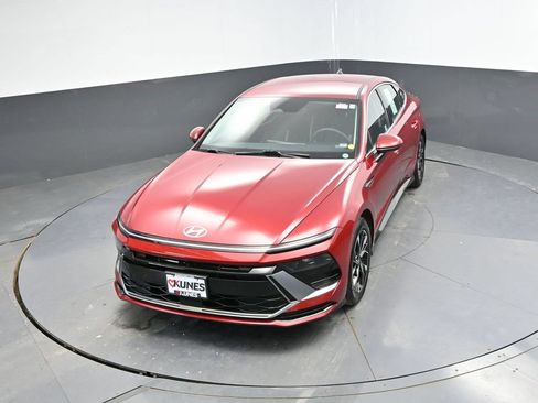 Used 2025 Hyundai Sonata SEL FWD image 27