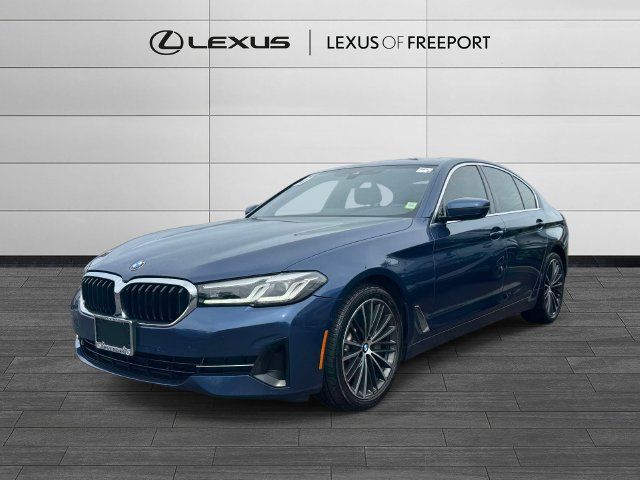 Used 2021 BMW 530i xDrive w/ Convenience Package AWD/4WD image 3