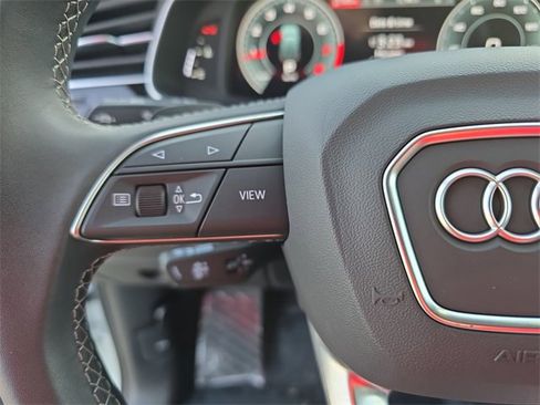Used 2025 Audi Q7 2.0T Premium image 10