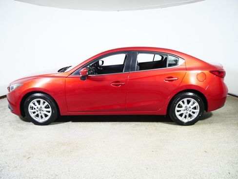 Used 2016 MAZDA MAZDA3 i Touring FWD image 4