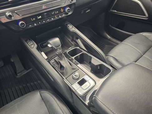 Used 2021 Kia Telluride EX w/ EX Premium Package FWD image 16