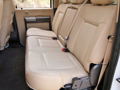 Used 2011 Ford F250 Lariat w/ Lariat Ultimate Pkg image 46