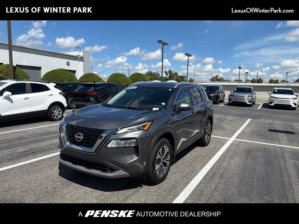Used 2023 Nissan Rogue SV w/ SV Premium B Package FWD image 1