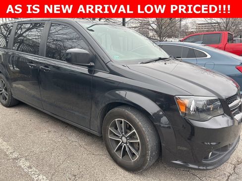 Used 2018 Dodge Grand Caravan GT image 1