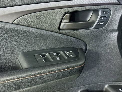 Used 2022 Honda Pilot TrailSport image 23