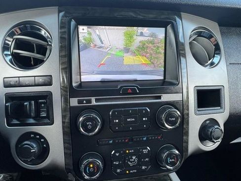Used 2017 Ford Expedition Limited AWD/4WD image 17