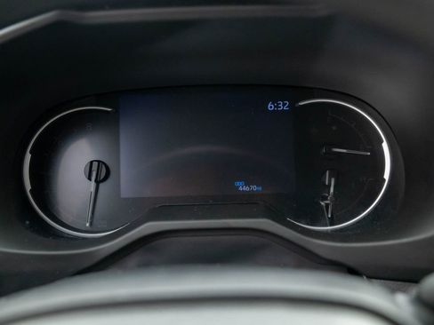 Used 2024 Toyota RAV4 XLE image 18