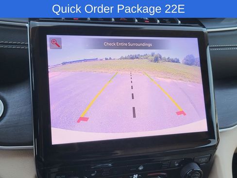 Used 2022 Jeep Grand Cherokee Limited image 20