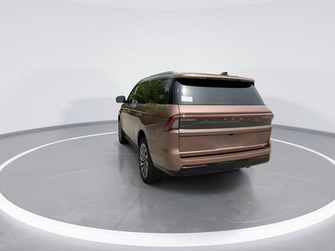 New 2026 Lincoln Navigator Black Label AWD/4WD image 6