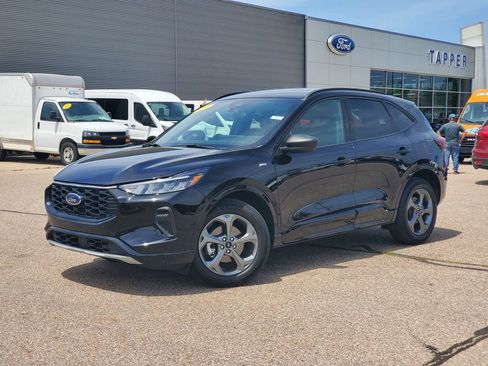 Used 2023 Ford Escape ST-Line w/ Tech Pack #1 AWD/4WD image 28
