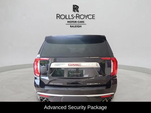 Used 2023 GMC Yukon XL Denali w/ Advanced Technology Package AWD/4WD image 5