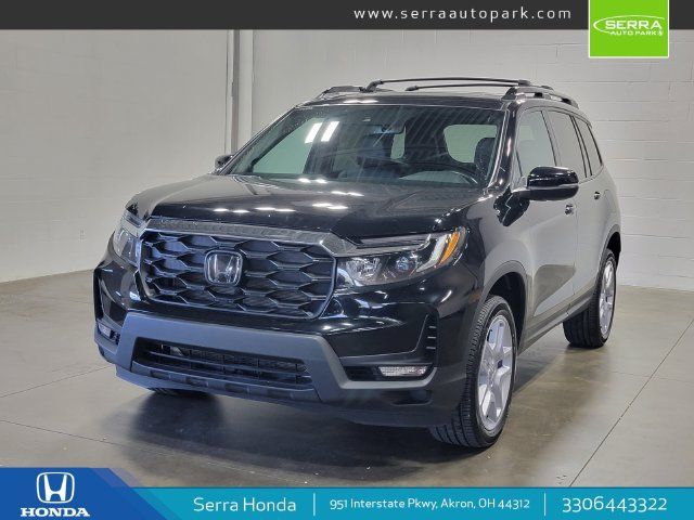 Certified 2025 Honda Passport EX-L image 1