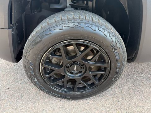 Used 2016 Jeep Renegade Trailhawk AWD/4WD image 9