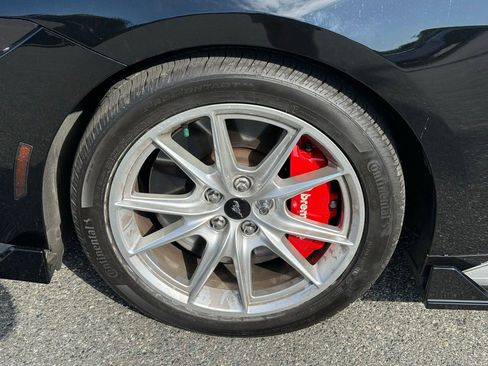 Used 2024 Ford Mustang GT Premium RWD image 11