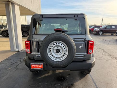 New 2025 Ford Bronco 4-Door image 4