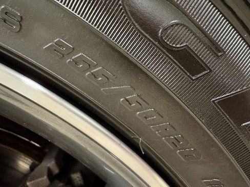 Used 2025 Jaguar F-PACE R-Dynamic S image 27