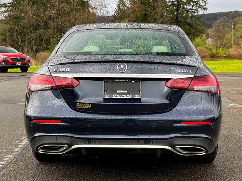 Used 2023 Mercedes-Benz E 350 4MATIC Sedan image 4