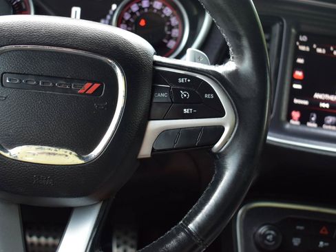 Used 2016 Dodge Challenger R/T Scat Pack w/ Leather Interior Group RWD image 25