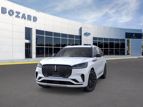 New 2026 Lincoln Aviator Black Label w/ Dynamic Handling Package image 2