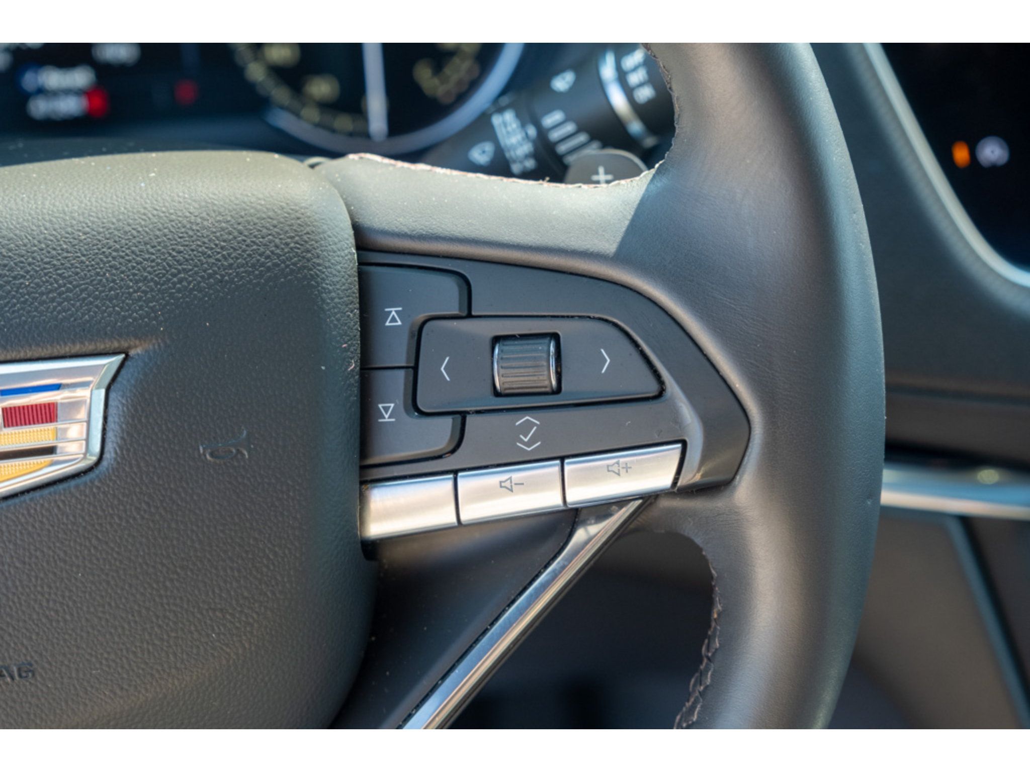 Used 2023 Cadillac XT6 Luxury FWD image 20